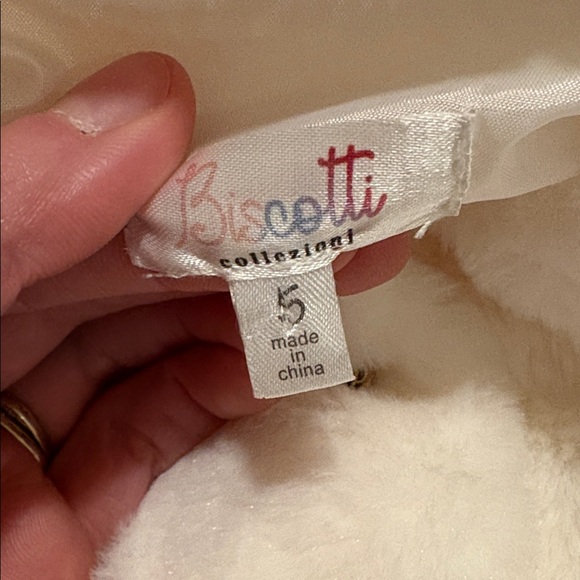 Girls white/cream fur coat - Picture 5 of 7